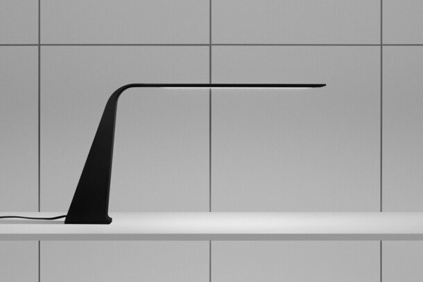 Atelje Lyktan Kiwi design bureaulamp