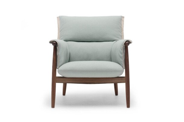 Carl Hansen Embrace Lounge Chair E015 poten