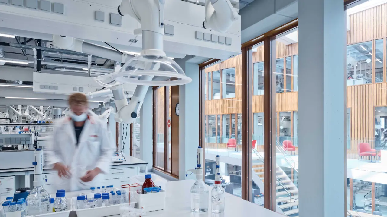 Licht en ruimte in nieuw hoofdkantoor voor IFF Nutrition & BioScience ...