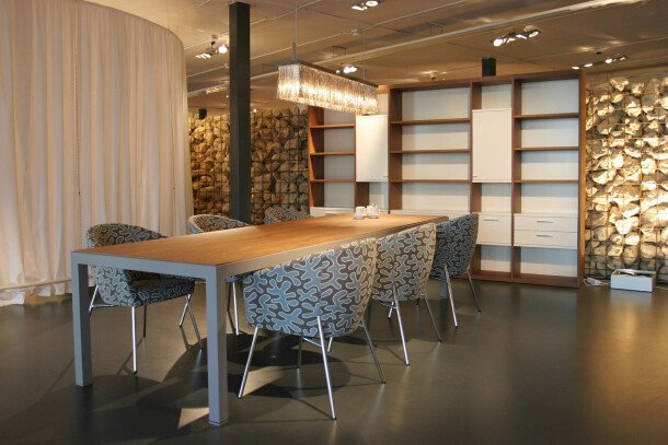 Lande Slick tafel sfeerfoto