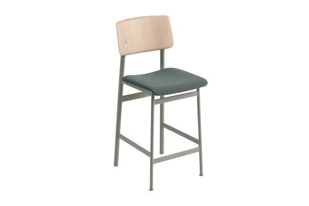 Muuto Loft bar stool 65 dusty green oak kruk