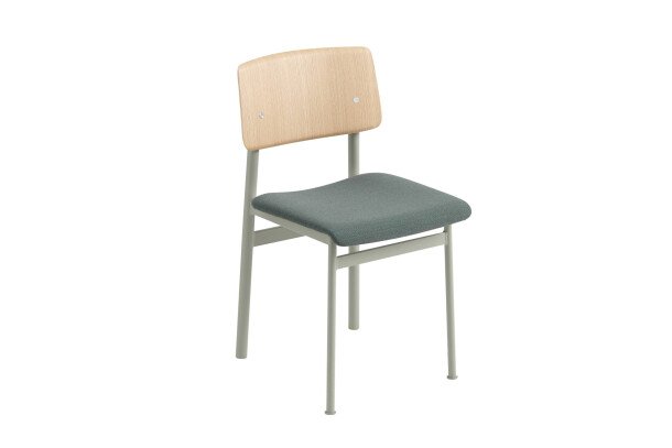 Muuto Loft chair dusty green oak stoel