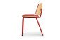 True Design Tao Chair gestoffeerde stoel rood
