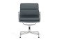 Vitra EA 207 stoel productfoto