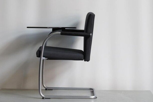 Vitra Visasoft vergaderstoel productfoto