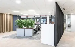 Woningbouwvereniging Hoek van Holland inrichting werkplekken kantoor